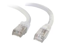 C2G Cat5e Booted Shielded (STP) Network Patch Cable - Patch-kabel - RJ-45 (hane) till RJ-45 (hane) - 30 m - STP - CAT 5e - formpressad - vit 83889